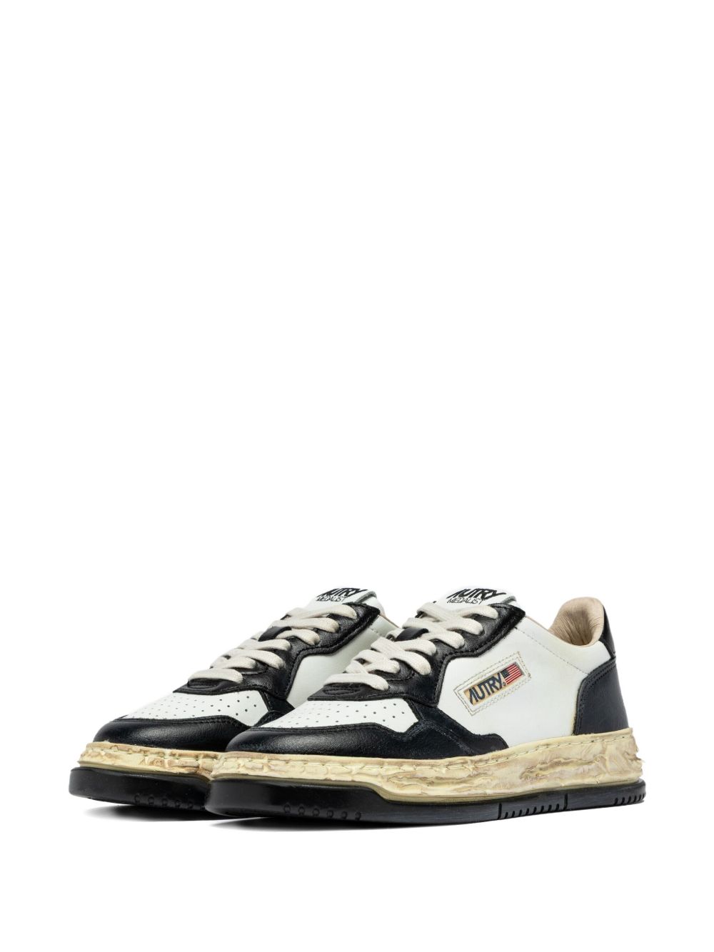 AUTRY X MAISON MIHARA YASUHIRO Medialist Low Sneakers White