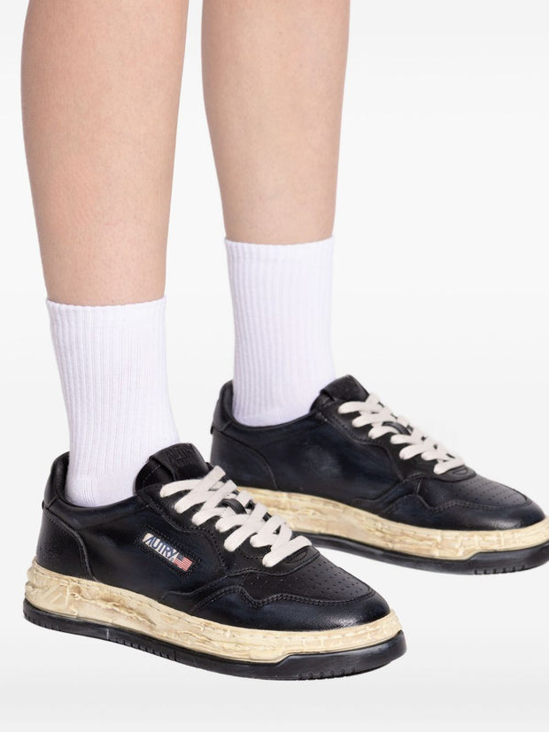 AUTRY X MAISON MIHARA YASUHIRO Medialist Low Sneakers Black