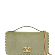 Valentino Garavani VLogo Signature Velvet Wallet On Chain Green