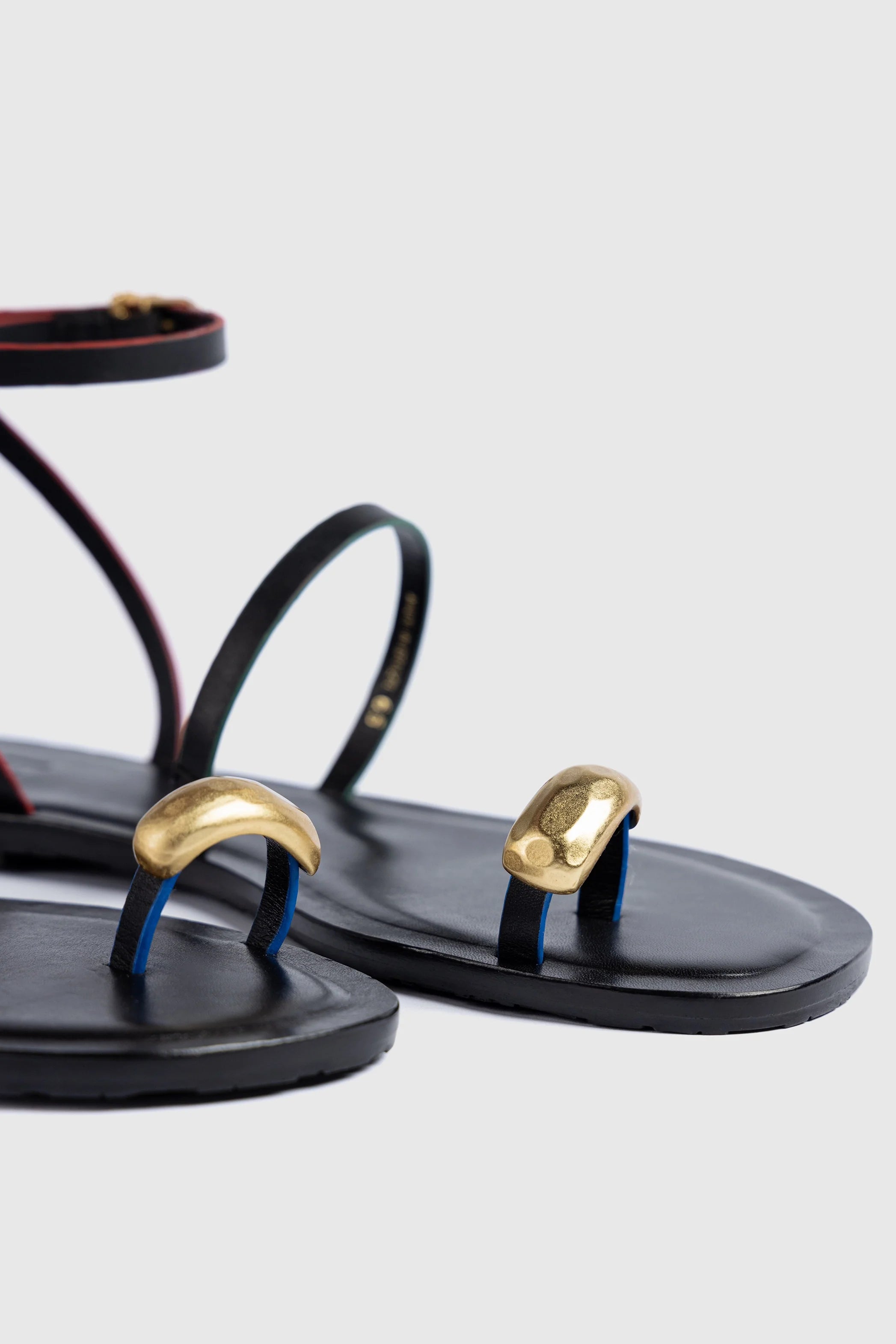 Larroude Biarritz Flat Sandal In Black Leather