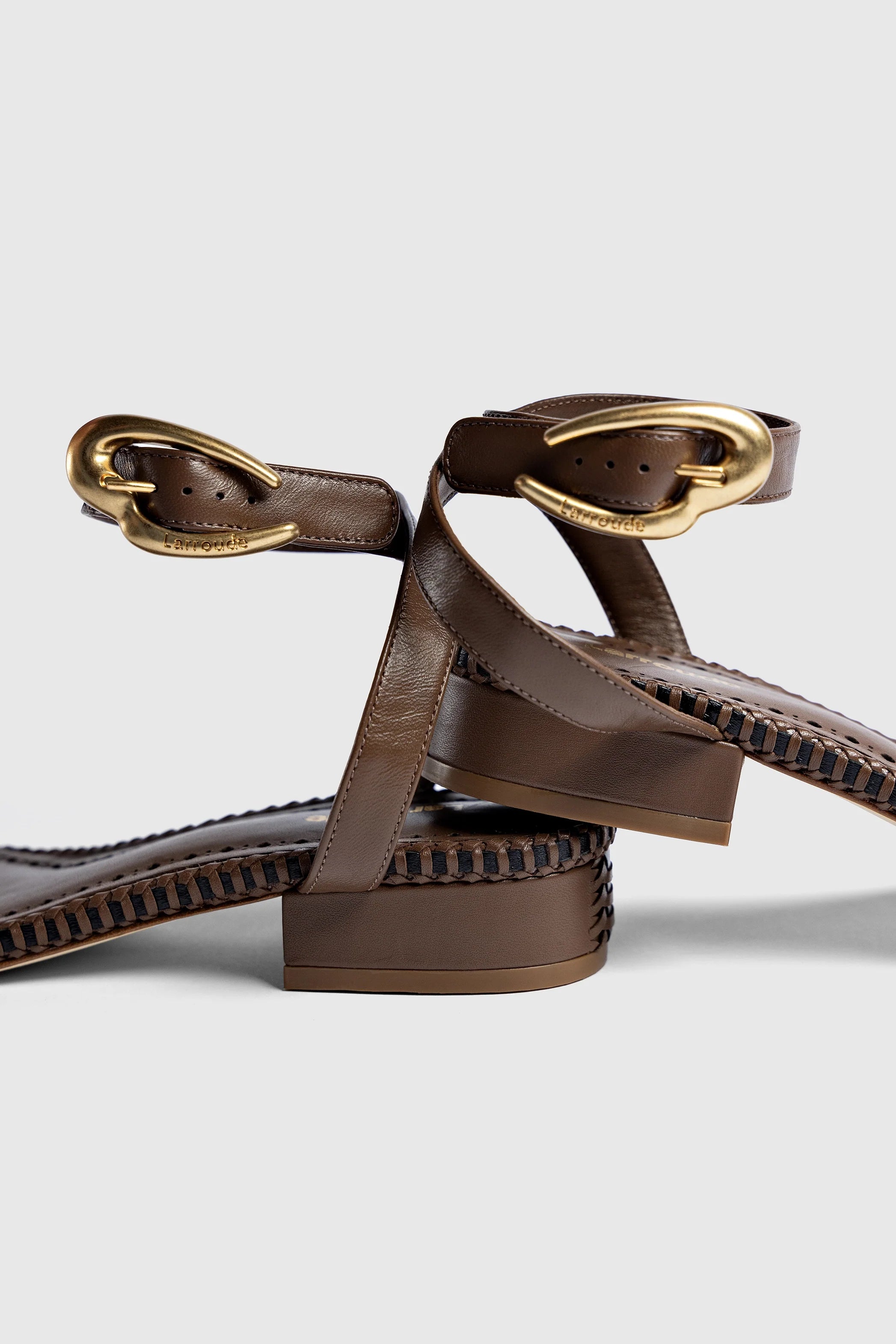 Larroude Verona Flat Sandal In Burnt Umber Leather