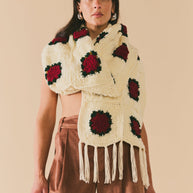 Eddy Round Top Rose Scarf
