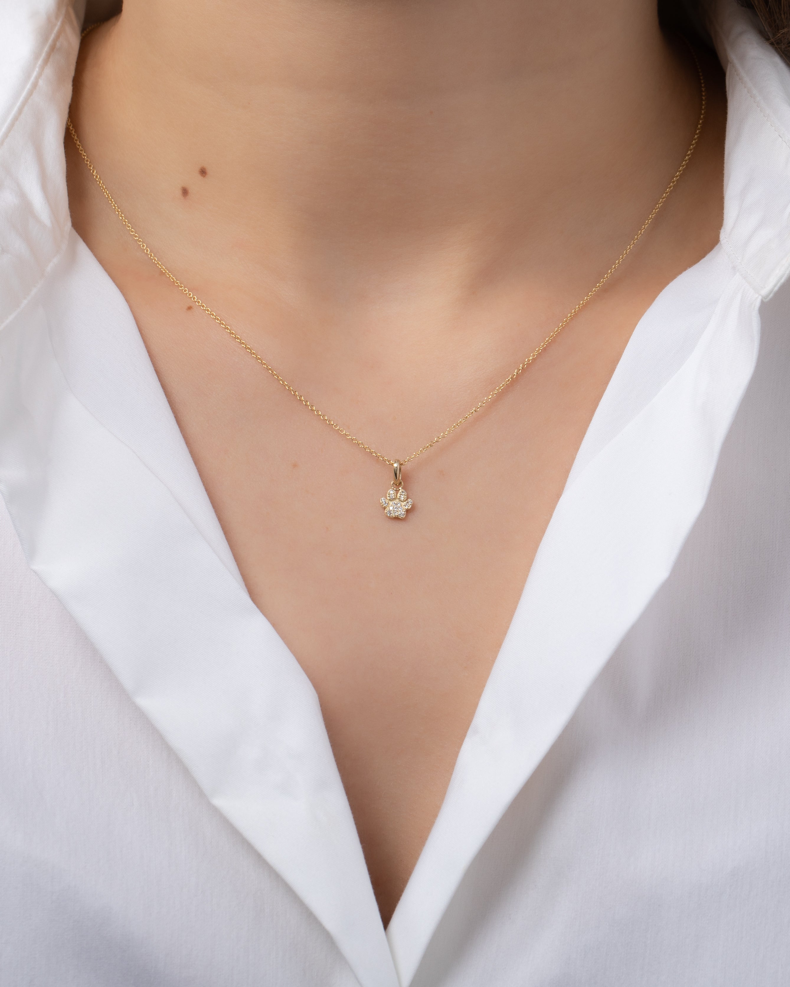 Zoe Lev Diamond Paw Necklace