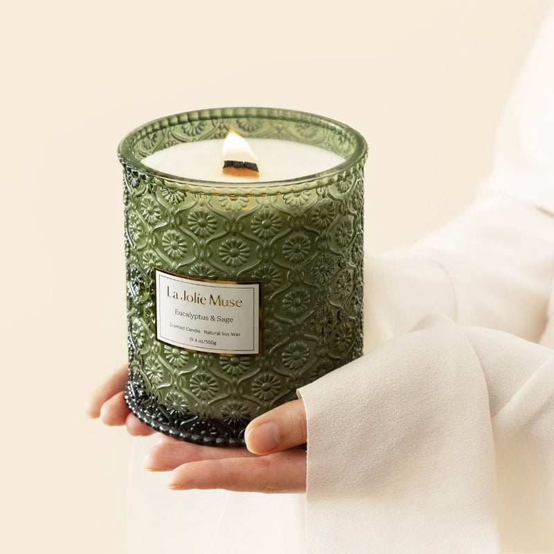 LA JOLIE MUSE Maelyn - Eucalyptus & Alpine Sage 19.4oz Candle