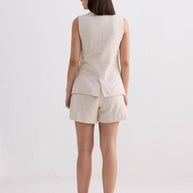 Reistor Cotton Tweed Shorts in Cream