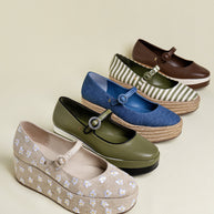Larroude Blair Flatform In Raw Linen And Daisy Embroidery