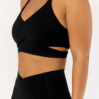 Astoria LIVE LUXE Crossover Crop - Black