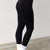 Astoria CONTOUR Seamless Legging - Black