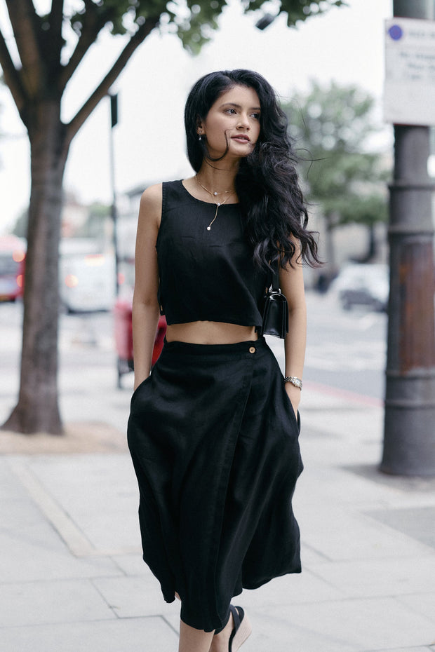 Overlap Midi Skirt In Black