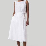 Reistor Boxy Crop Top in White