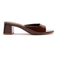 Chloe Gosselin By Larroudé Anah Mule In Brown Patent Leather