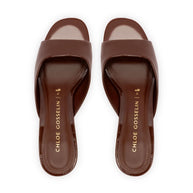Chloe Gosselin By Larroudé Anah Mule In Brown Patent Leather