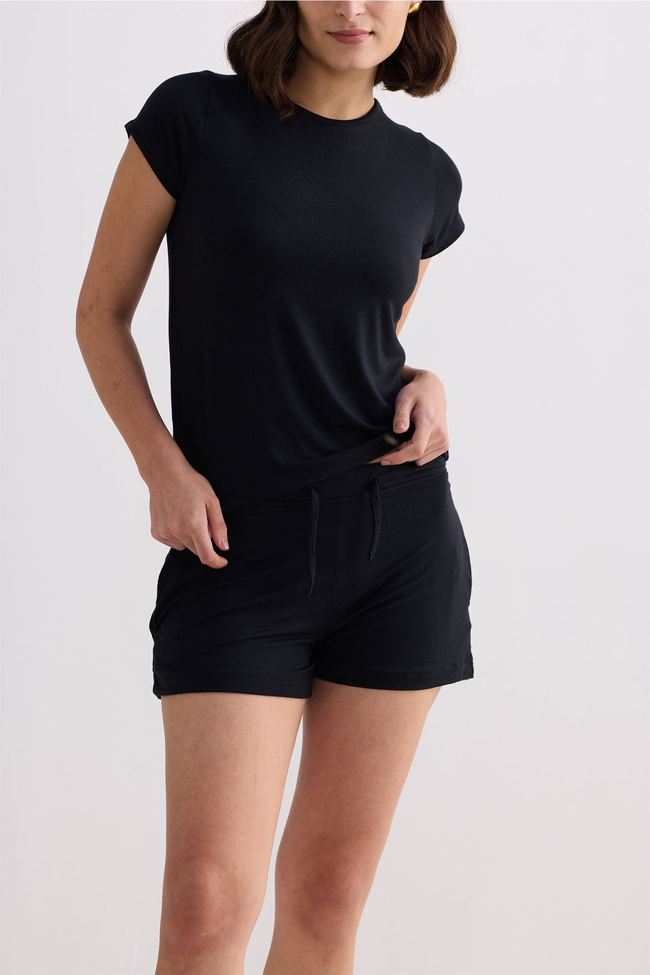 Reistor Essential Short Sleeve Tee in Black