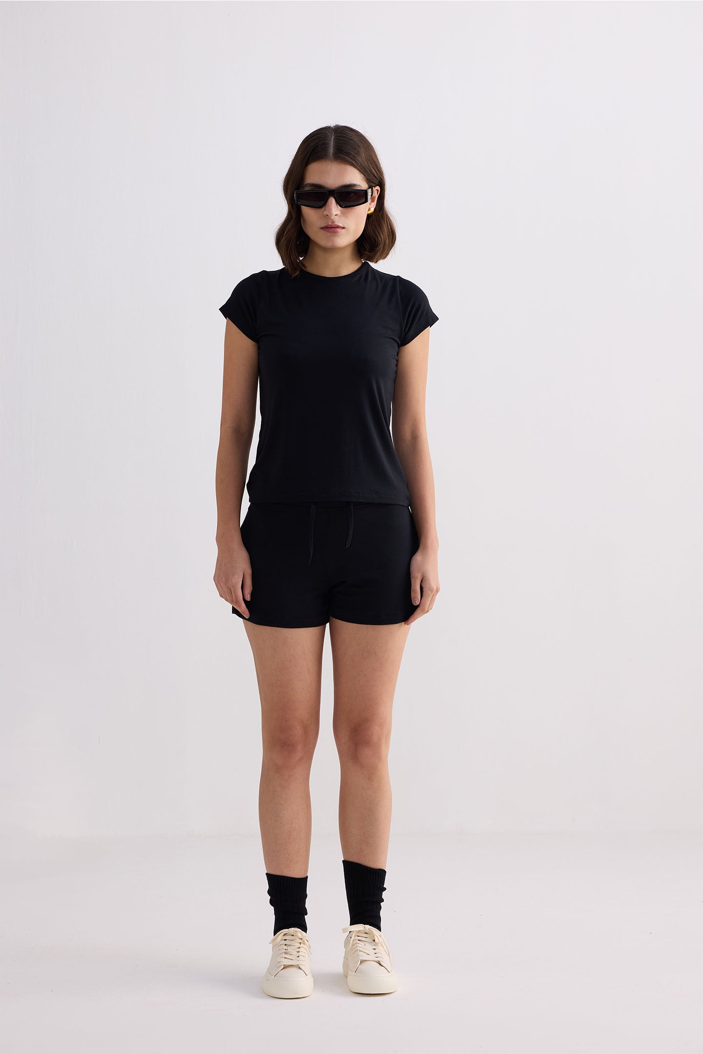 Reistor Essential Short Sleeve Tee in Black