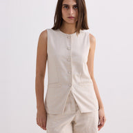 Reistor Cotton Tweed Shorts in Cream