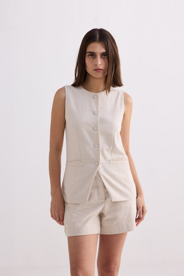 Reistor Cotton Tweed Shorts in Cream