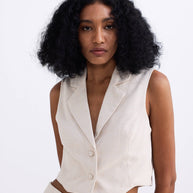 Reistor Cropped Cotton Tweed Vest in Cream