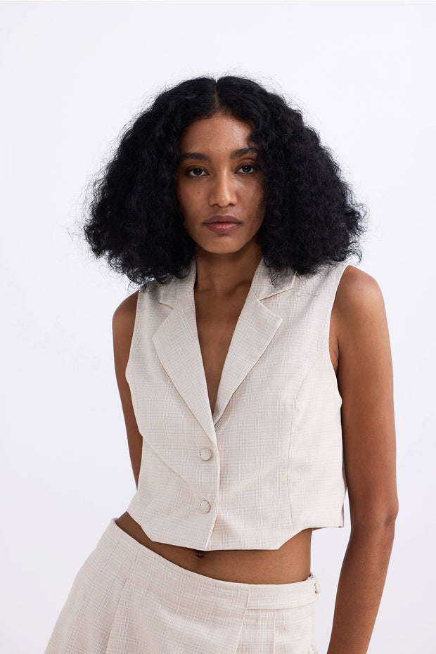 Reistor Cropped Cotton Tweed Vest in Cream