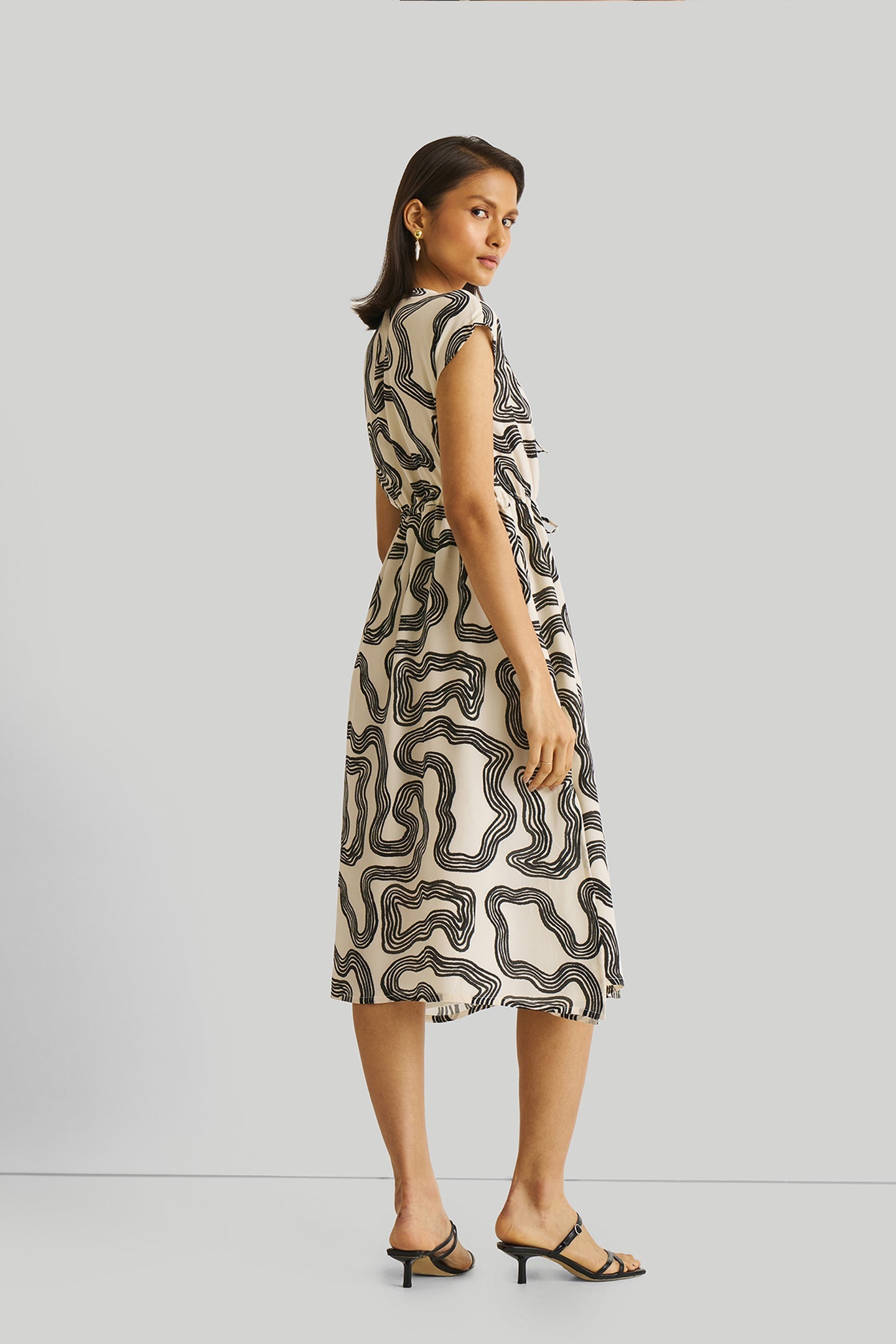 Reistor Deep V-neck Gathered Dress in Black Stripes