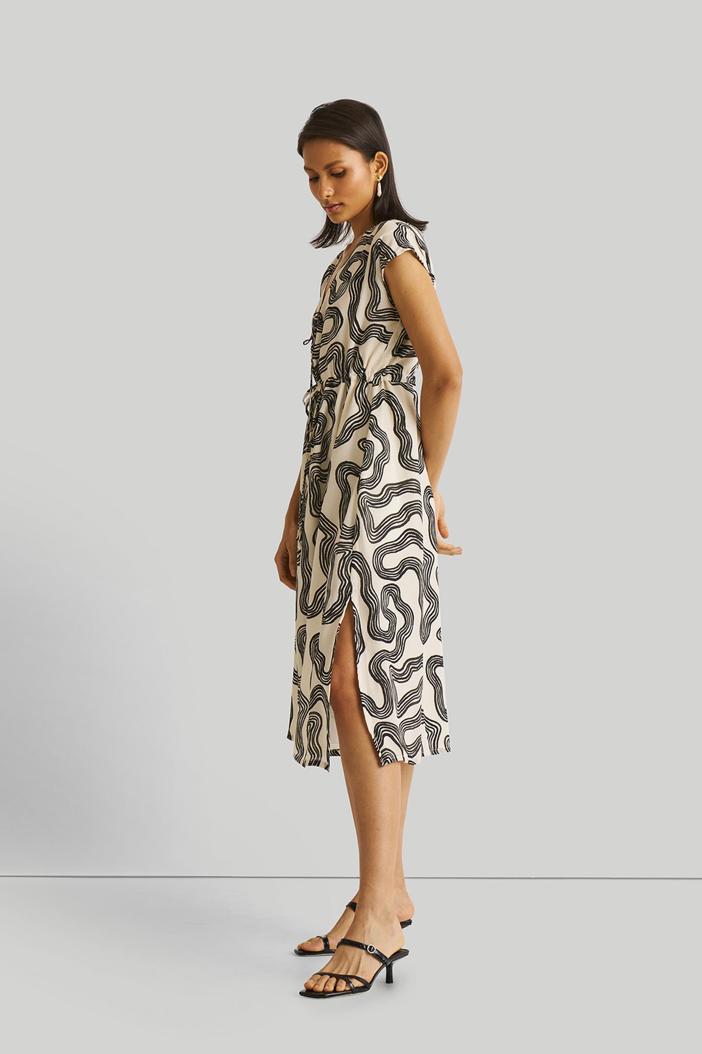 Reistor Deep V-neck Gathered Dress in Black Stripes