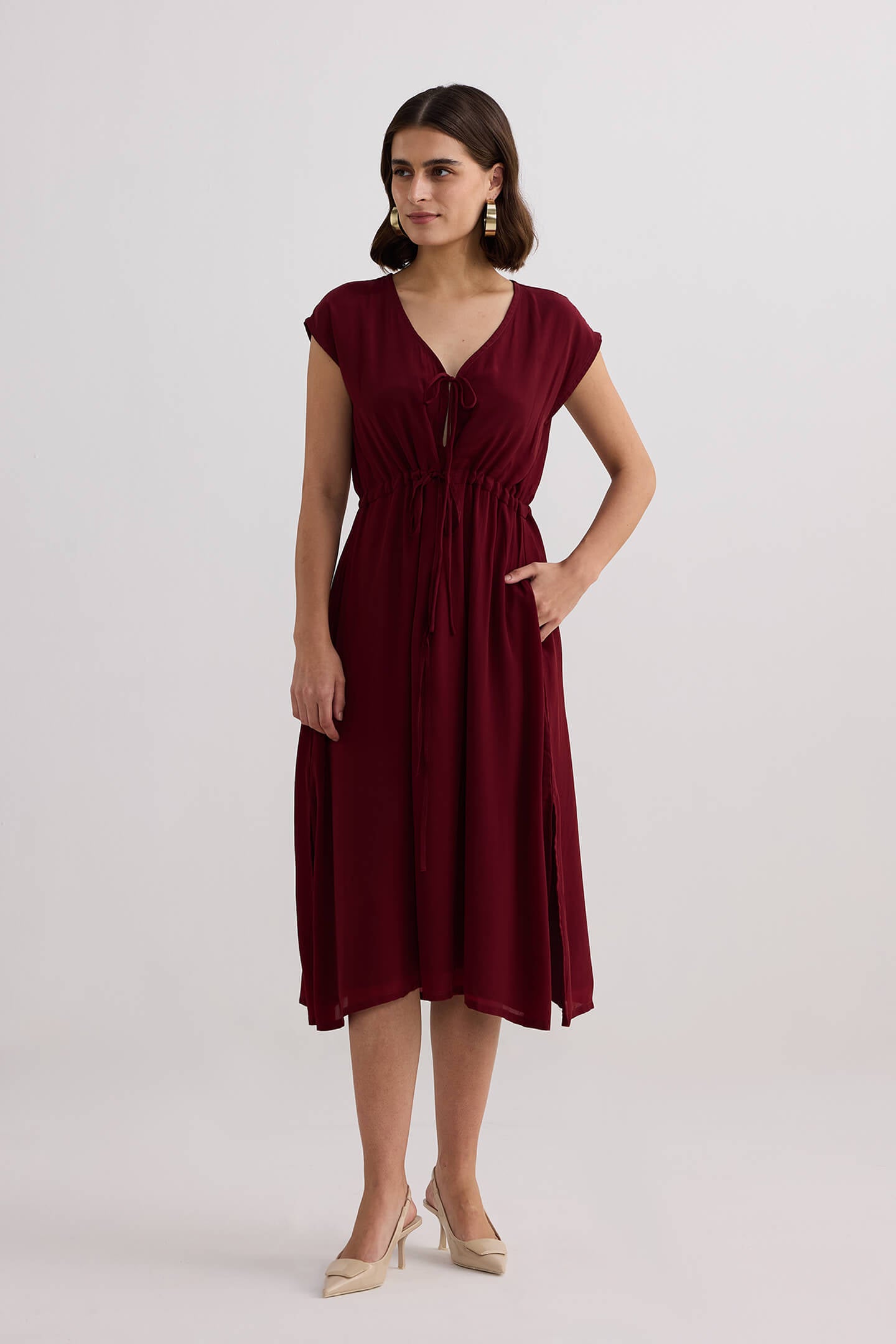 Reistor Deep V-neck Gathered Dress in Burgundy