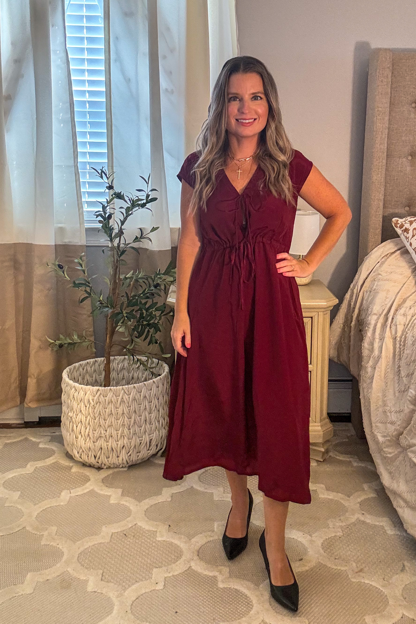 Reistor Deep V-neck Gathered Dress in Burgundy