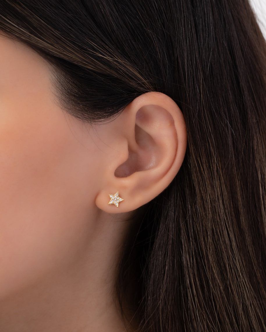 Zoe Lev Diamond Star Stud Earrings