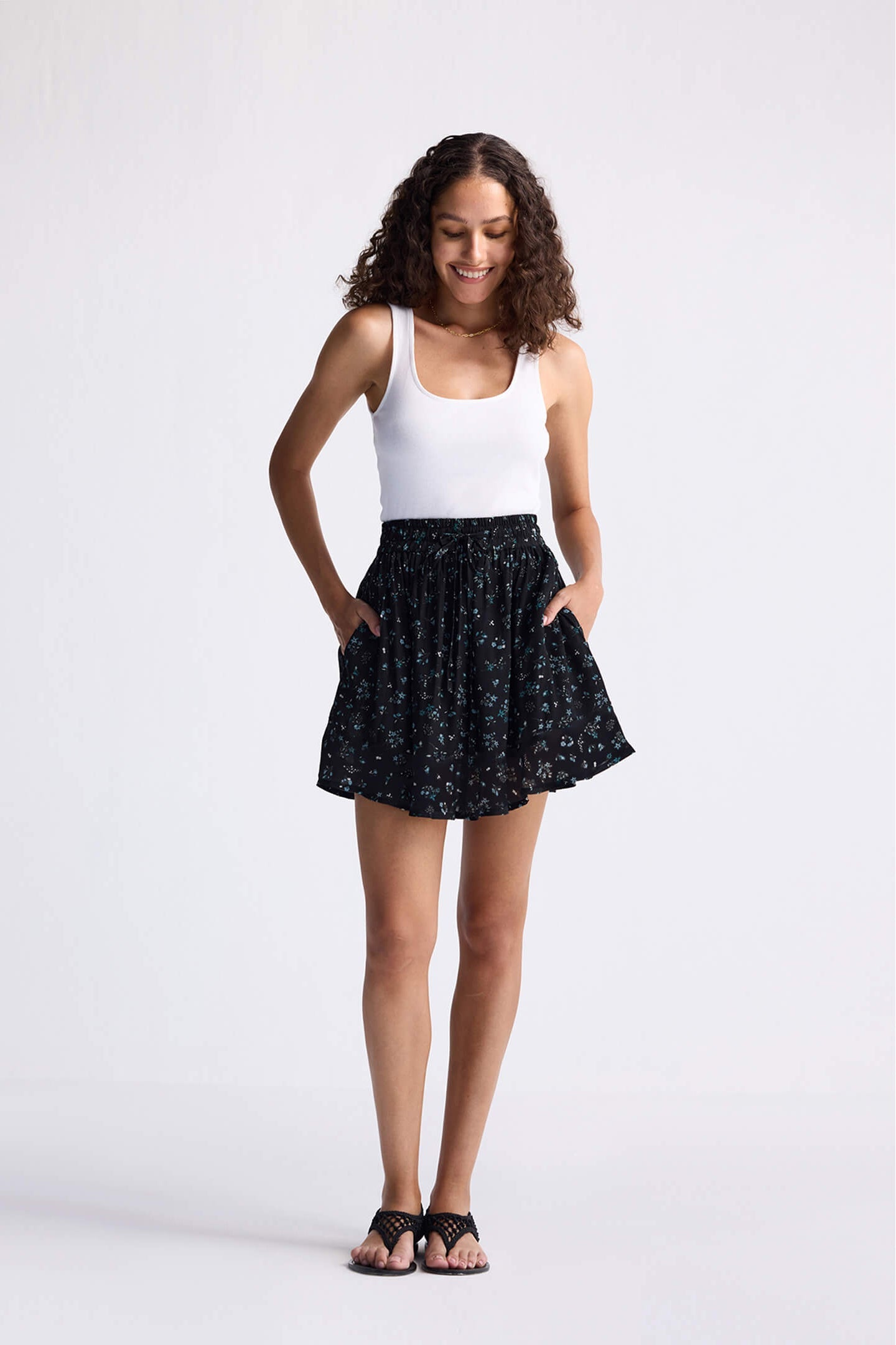 Reistor Drawstring Short Skirt in Dark Blue Florals