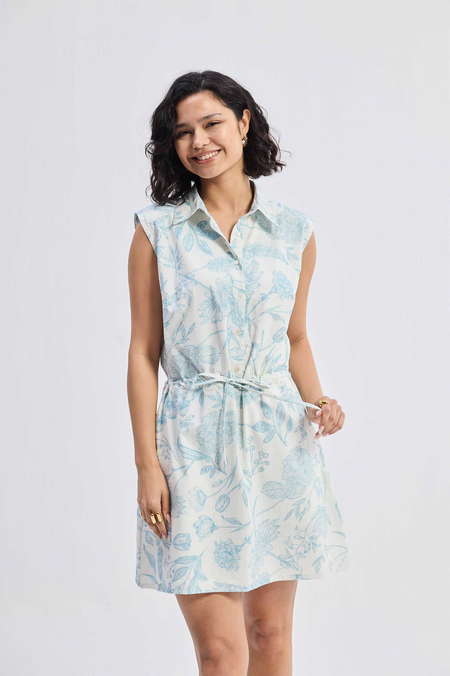 Reistor Drawstring Shirt Dress in Blue Florals