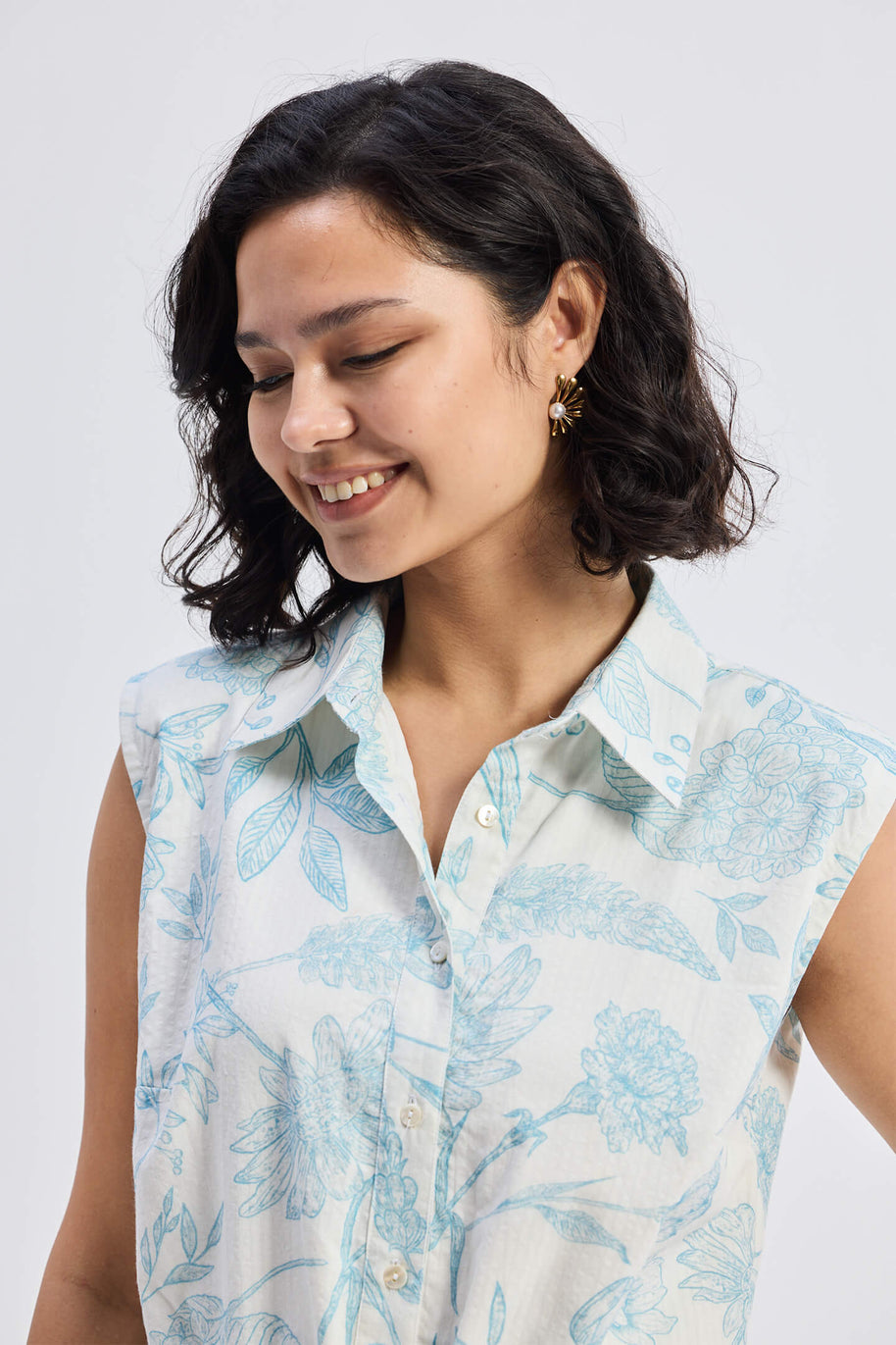 Reistor Drawstring Shirt Dress in Blue Florals