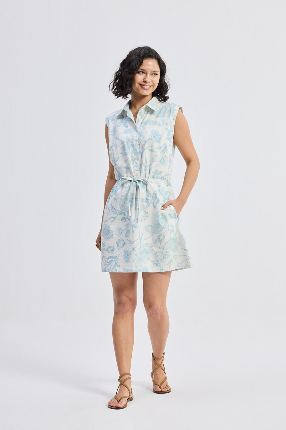 Reistor Drawstring Shirt Dress in Blue Florals