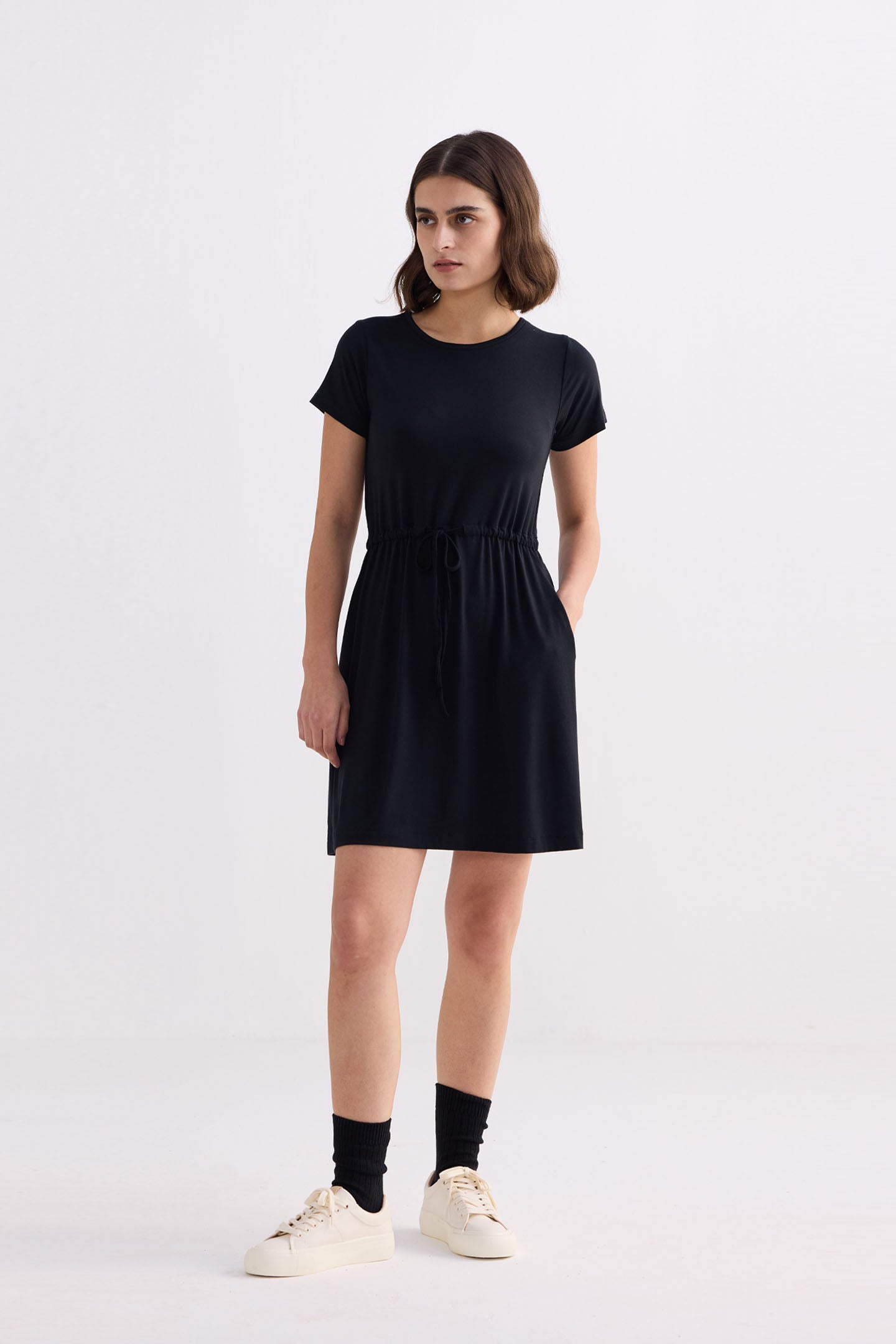 Reistor Drawstring Short T-shirt Dress in Black