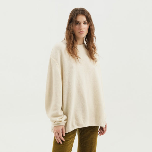 1989 STUDIO White Ribbed Sweater With Slits