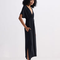 Reistor Flowy A-Line Maxi Dress with Side Slits in Black
