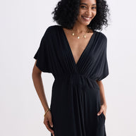 Reistor Flowy A-Line Maxi Dress with Side Slits in Black