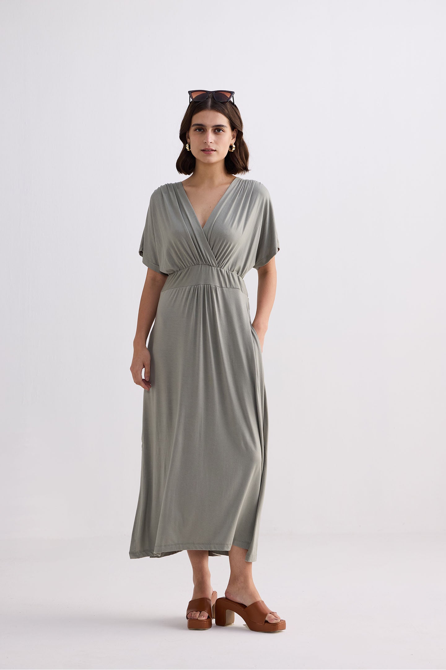 Reistor Flowy A-Line Maxi Dress with Side Slits in Light Olive