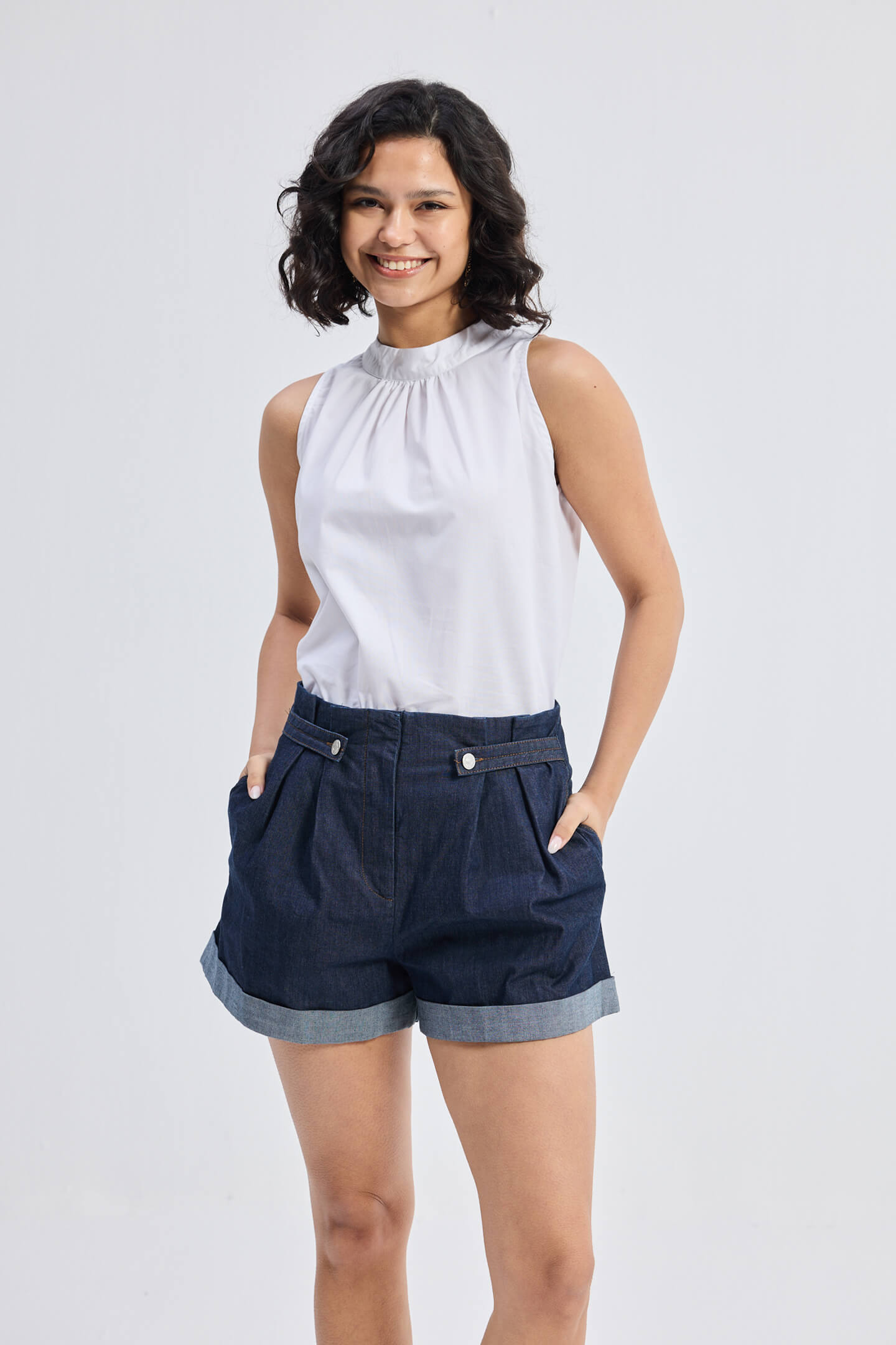 Reistor High-Neck Top with Gathers in White