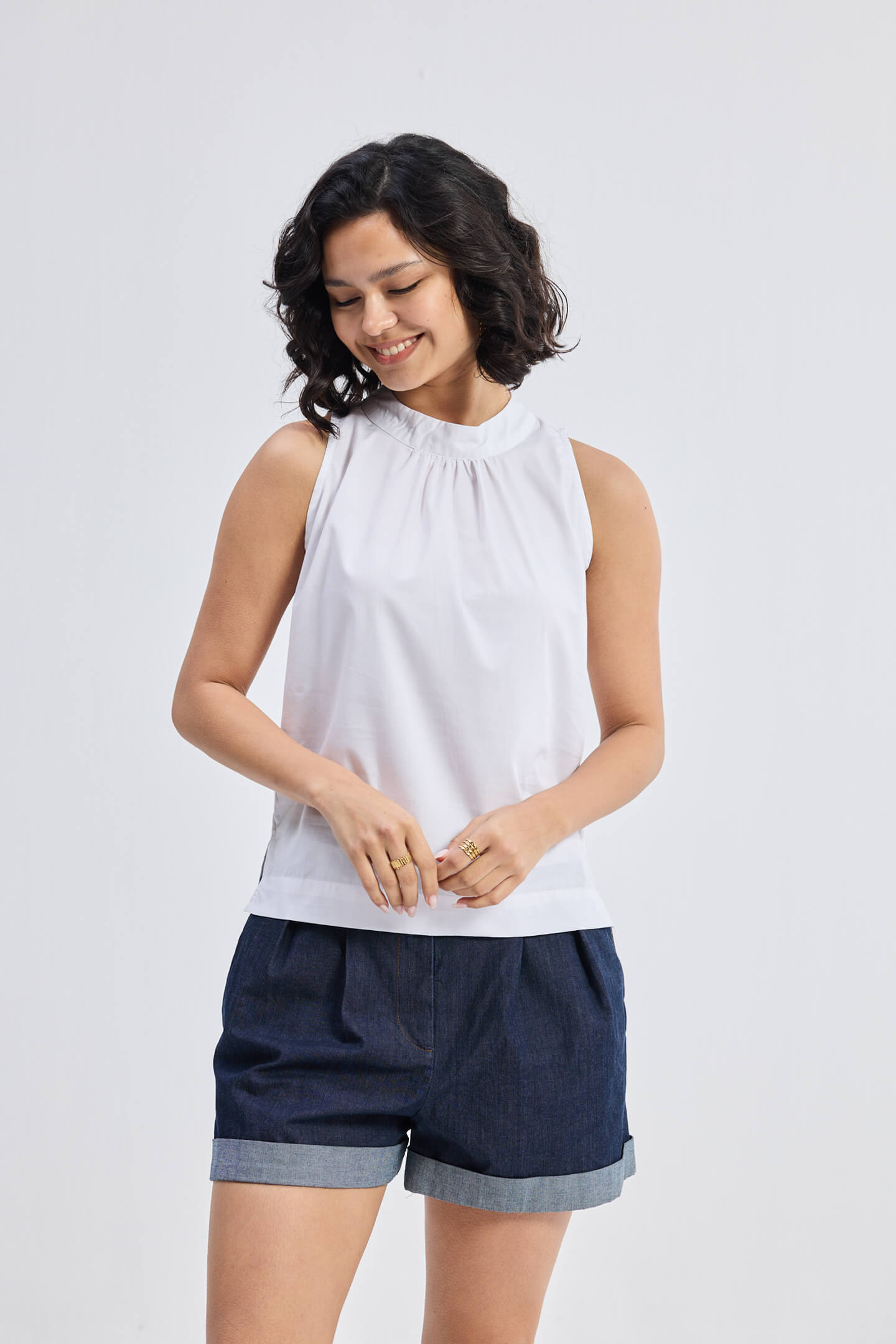 Reistor High-Neck Top with Gathers in White