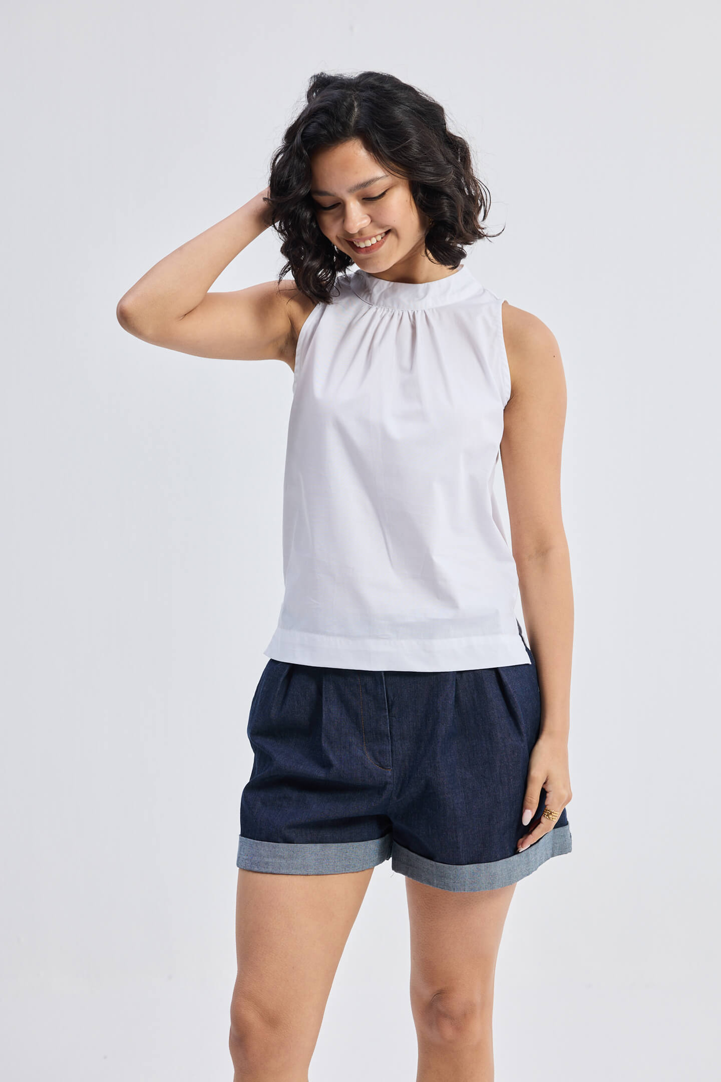 Reistor High-Neck Top with Gathers in White