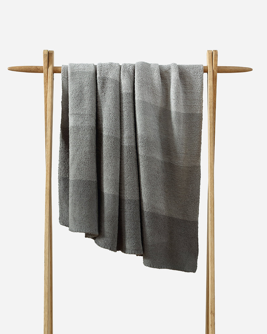 Sunday Citizen Ombre Lightweight Throw Blanket (more Colors)