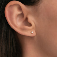 Zoe Lev 4 Prong Diamond Stud Earrings