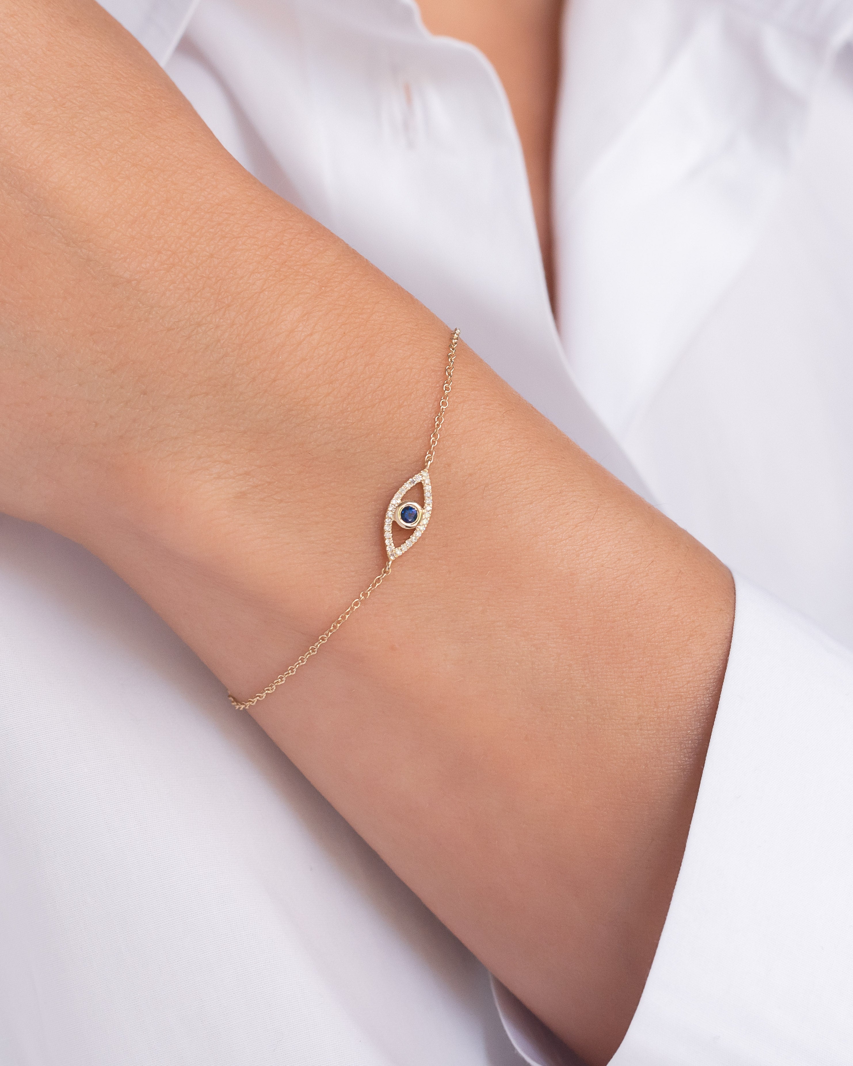 Zoe Lev Diamond And Sapphire Evil Eye Bracelet