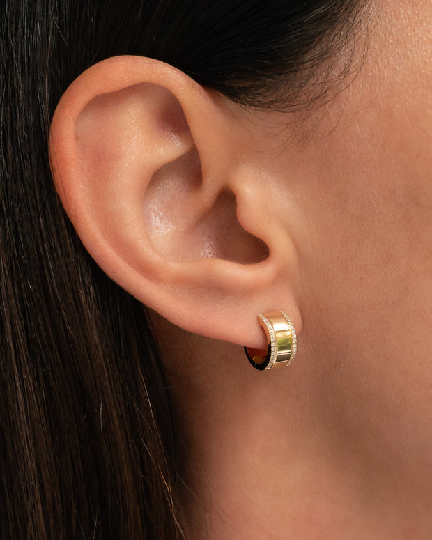 Zoe Lev Diamond Thick Huggie Earrings
