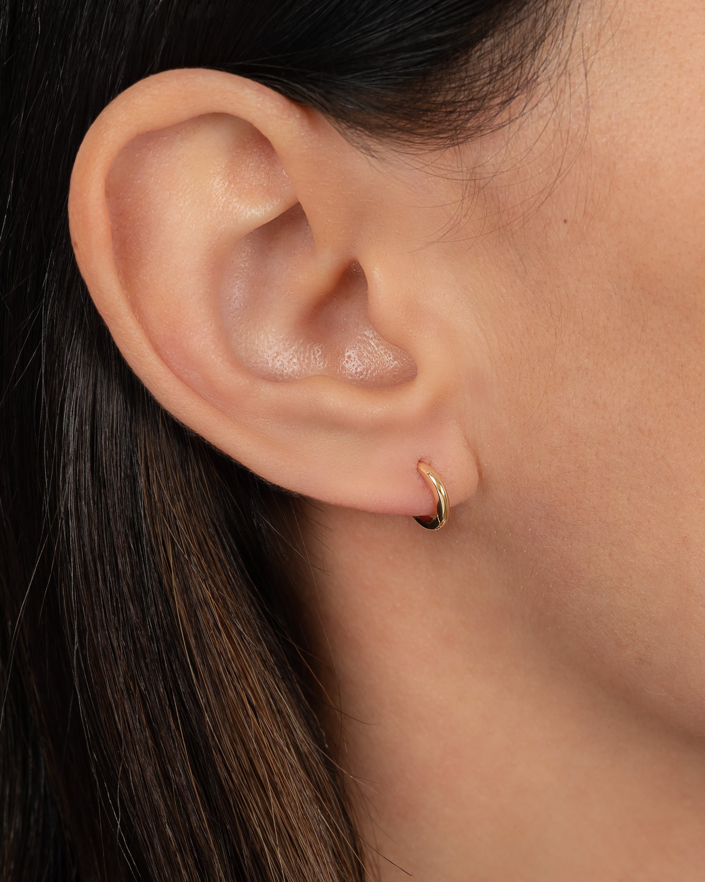 Zoe Lev 14k Gold Mini Huggie Earrings