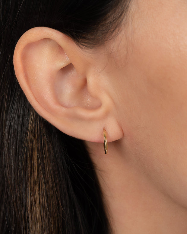 Zoe Lev 14k Gold Medium Huggie Earrings