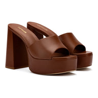 Larroude Dolly Mule In Caramel Leather