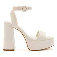 Larroude Dolly Sandal In Ivory Leather