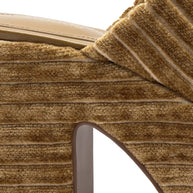 Larroude Miso Platform Clog In Latte Velvet