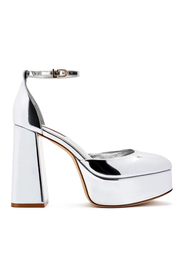 Larroude Ari Pump In Silver Specchio