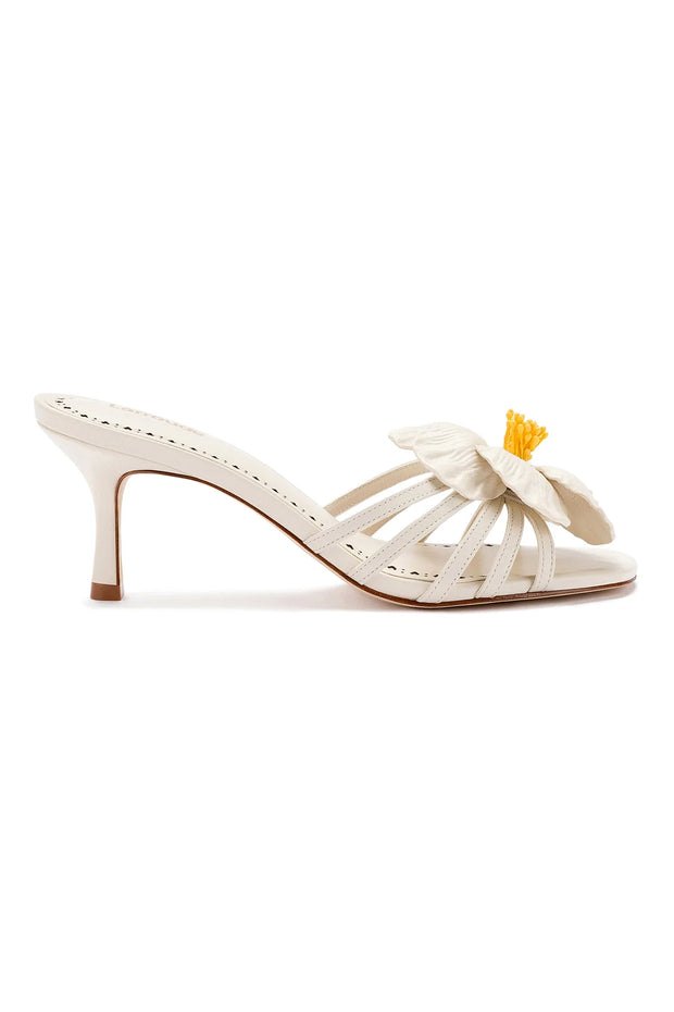 Larroude Magnolia Mule In Ivory Leather